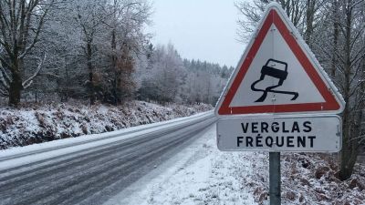 Absence, télétravail, ou arrêt d’activité en cas de chutes de neige